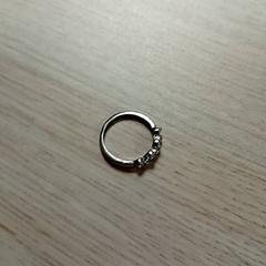 Gyűrű, amint azt Centraal magazijn az iLost segítségével jelentette.