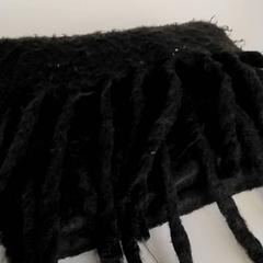 Arropa Zwart, gisa salatu by Regio Antwerpen - Brussel iLost erabiliz