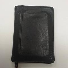 Portefeuilles, a été signalé par ilévia utilisant iLost