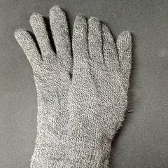 إكسسوارات الملابس، كما تم الإبلاغ عنه بواسطة Qbuzz GD Groningen Peizerweg عبر iLost