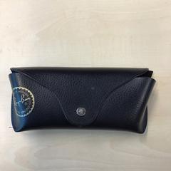 Brillenkoker met bril, jak nahlášeno Gemeente Nijmegen pomocí iLost