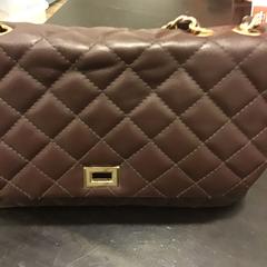 Bolsa, segundo informou U-OV Utrecht usando iLost