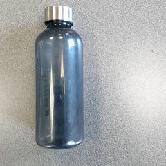 Schoolgerei - Drinkfles, jak nahlášeno Centraal magazijn pomocí iLost
