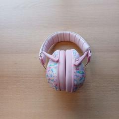 Kopfhörer roze, gemeldet von UVO Vervoer über iLost