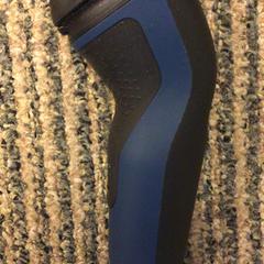 Máquina de barbear Blauw/zwart, como reportado por Canisius-Wilhelmina Ziekenhuis utilizando o iLost