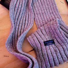 شال Grijze sjaal thermolate insulation، كما تم الإبلاغ عنه بواسطة Schaatsbaan Rotterdam عبر iLost