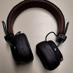 Hodetelefoner, som rapportert av Connexxion Haarlem IJmond ved bruk av iLost