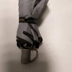 Paraply, rapporterat av Regio West-Vlaanderen med iLost