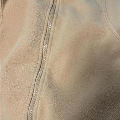 Gilet enfant polar، كما تم الإبلاغ عنه بواسطة IKEA Mons عبر iLost