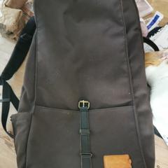 Bruine rugzak met inhoud, iLost에 보고됨