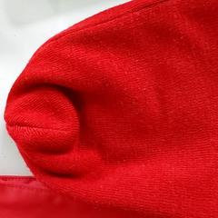 Vêtements - Muts, a été signalé par Centraal magazijn utilisant iLost