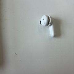 電子製品 - Oortje がiLostで Regio Oost-Vlaanderen によって報告されました