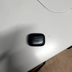 Bluetooth oortjes Zwart, segundo informou St. Antonius Ziekenhuis Nieuwegein usando iLost