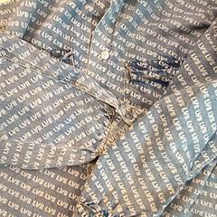 Casaco Jeans, como reportado por Arriva Den-Bosch utilizando o iLost