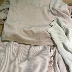 Pijamas Beige/brown, como reportado por MEININGER Hotel Berlin East Side Gallary utilizando o iLost