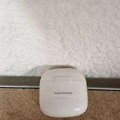 Funda para auriculares Wit, segundo informou Qbuzz GD Groningen Peizerweg usando iLost