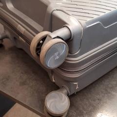 Suitcase, as reported by Rotterdam The Hague Airport using iLost