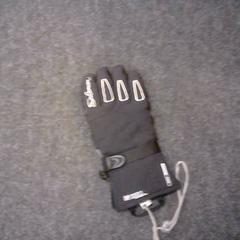 Guante, ha sido reportado por SnowWorld Landgraaf con iLost