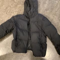 Jas Zwart, zoals gemeld door Gemeente Amsterdam met iLost