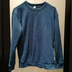 セーター blue がiLostで The Dominican によって報告されました