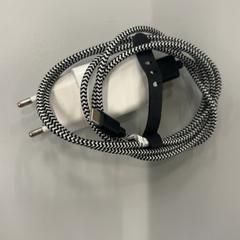 Cargador, ha sido reportado por Heidelberglaan 15 con iLost