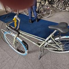 Bicicleta femenina, segons ha informat Gemeente Roermond mitjançant iLost