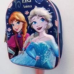 حقائب الظهر والحقائب النهارية، كما تم الإبلاغ عنه بواسطة Hermes Eindhoven عبر iLost