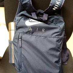 Plecak Donkerblauw, zgłoszono przez Qbuzz GD Groningen Peizerweg przy użyciu iLost