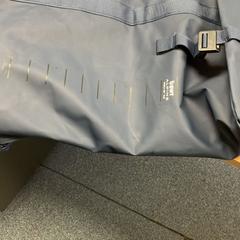 Mochila, como reportado por Sheraton Brussels Airport Hotel utilizando o iLost