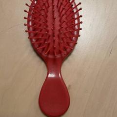 Brush, as reported by IKEA Furuset using iLost
