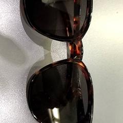 Solbriller, som rapportert av Qbuzz GD Groningen HS ved bruk av iLost