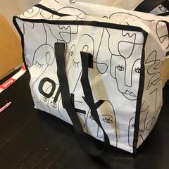 Sac à main, a été signalé par Qbuzz U-OV utilisant iLost