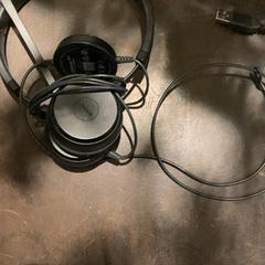 Hörlurar, rapporterat av Van der Valk Hotel Heerlen med iLost