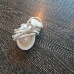 شاحن فرشاة الأسنان Wit، كما تم الإبلاغ عنه بواسطة WestCord Hotel Eindhoven عبر iLost