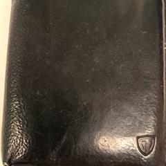 財布 (サブカテゴリ) がiLostで Gemeente Hilversum によって報告されました