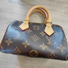 かばん がiLostで EBS OV Poeldijk によって報告されました