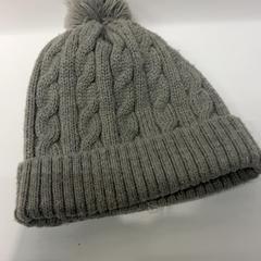 ニット帽子, amint azt IKEA横浜 az iLost segítségével jelentette.