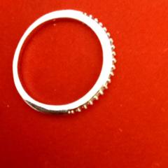 Prsten Silber, jak nahlášeno Mövenpick Hotel Amsterdam City Centre pomocí iLost