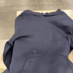 パーカー blauwe hoody がiLostで IKEA Eindhoven によって報告されました