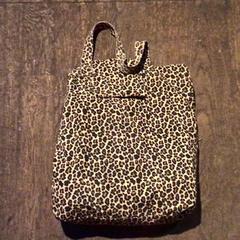 Bossa Panter print, segons ha informat De Heeren van Aemstel mitjançant iLost