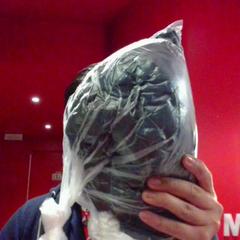 Mixed clothes, amint azt MEININGER Hotel Roma Termini az iLost segítségével jelentette.