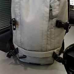 Rugzak/rugtas, amint azt Qbuzz GD Groningen HS az iLost segítségével jelentette.