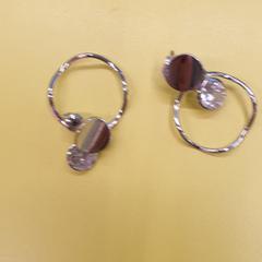 Silver Earrings, rapporterat av MEININGER Hotel Innsbruck Zentrum med iLost