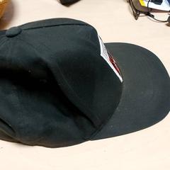 Kleding - Pet, a été signalé par Centraal magazijn utilisant iLost