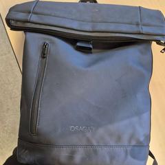 حقائب الظهر والحقائب النهارية zwart rubberachtig، كما تم الإبلاغ عنه بواسطة Connexxion Zeeland عبر iLost