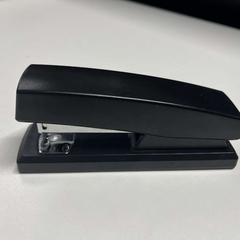 Nietmachine, come riportato da TU/e - Receptie Matrix utilizzando iLost