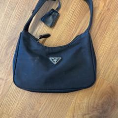 Bolsa, ha sido reportado por Het Amsterdams Verbond con iLost
