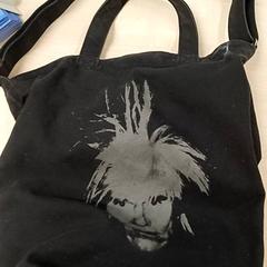 Poltsa, gisa salatu by IKEA Orléans - Ardon iLost erabiliz