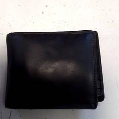 Brieftasche, gemeldet von Hermes Eindhoven über iLost