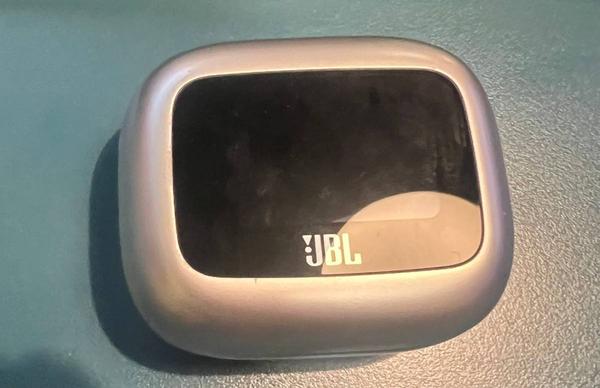 Earphones JBL